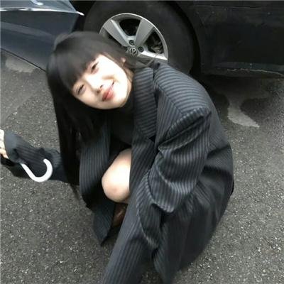 黑暗中的十个女人